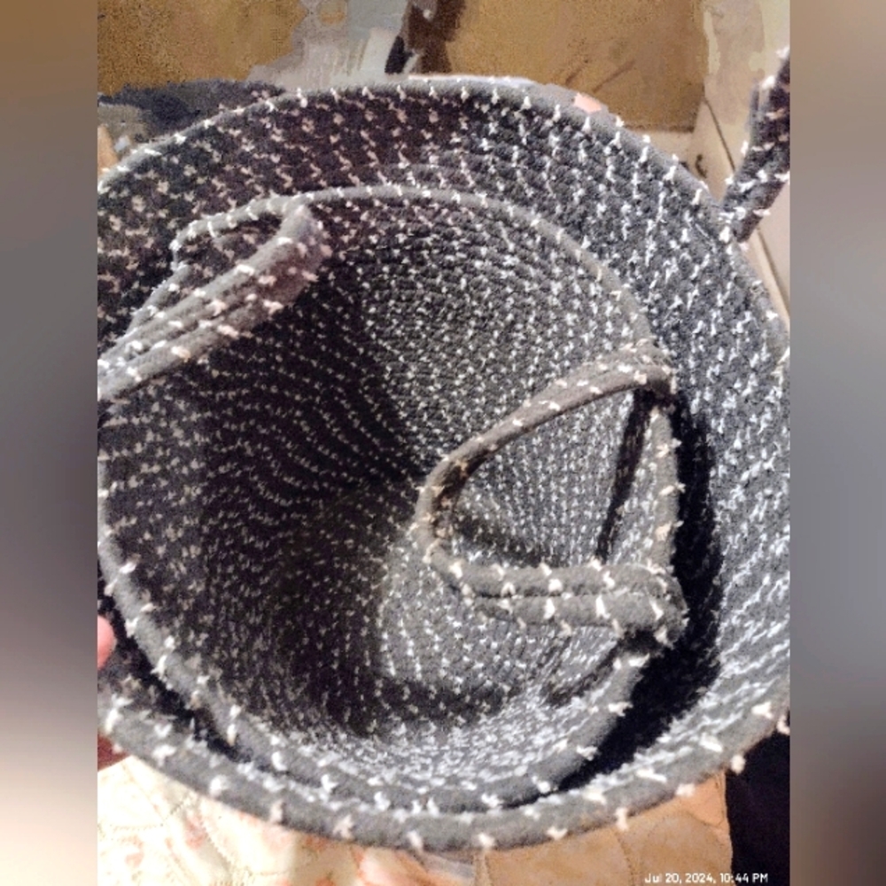 2 Haystack Mountain Coiled Rope Storage Baskets - Picture 3 of 7